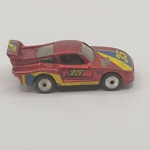 Matchbox Racing Porsche 935 #10 Elf 1983 Red 1:57 Made in Macau 1986-88